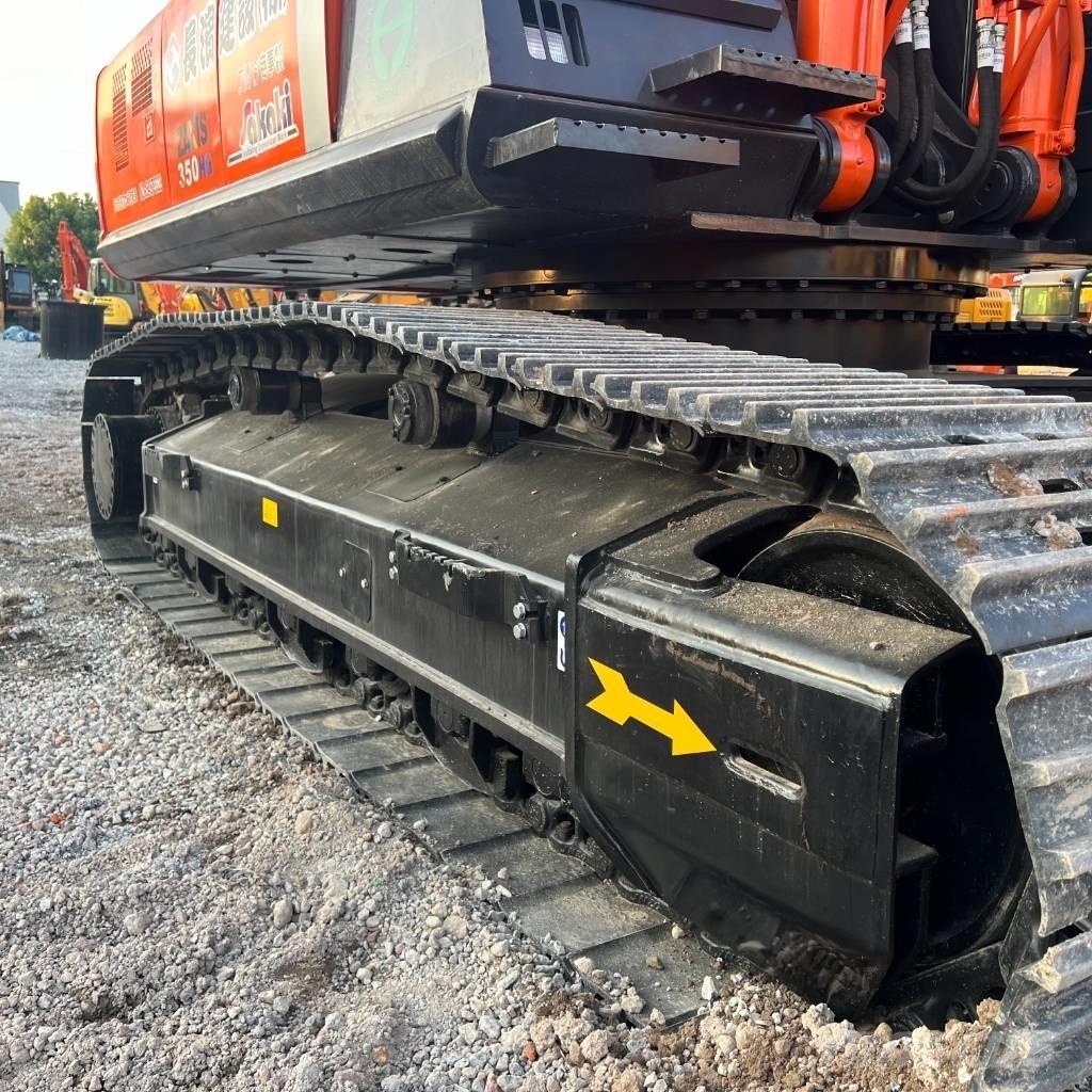 Hitachi ZX 350 Kāpurķēžu ekskavatori