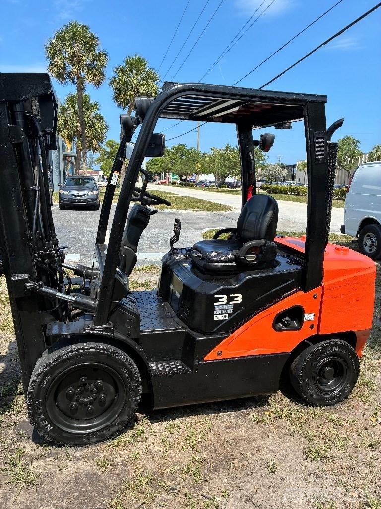 Doosan D 33 S-7 Autokrāvēji - citi