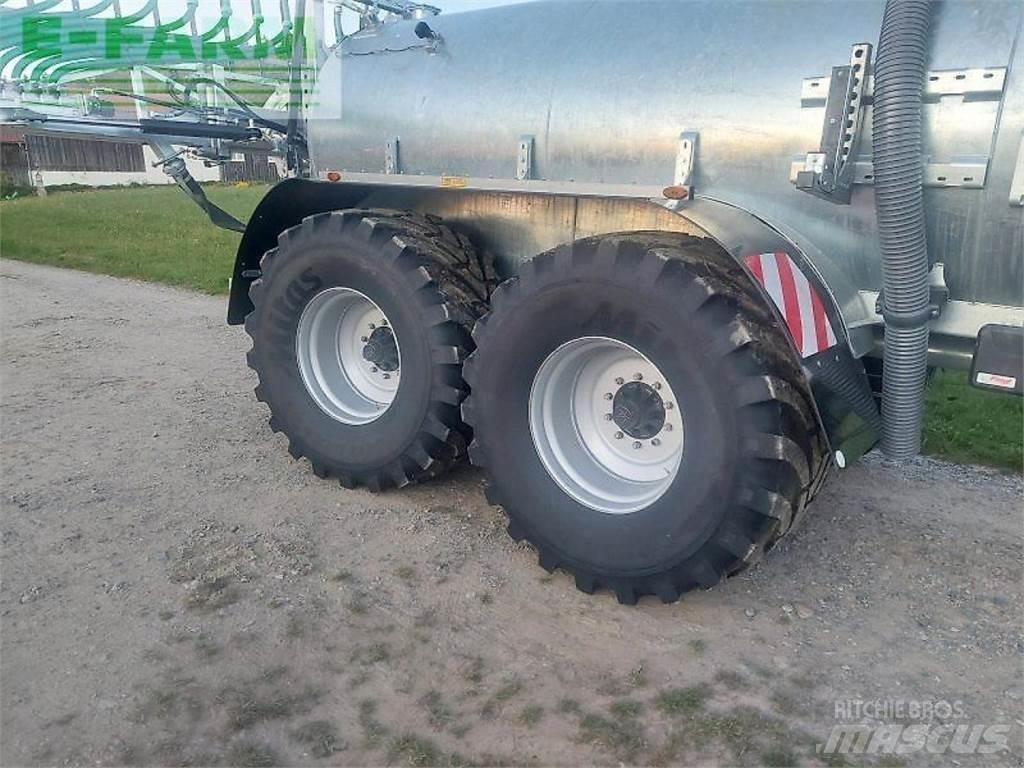 Fliegl pfw 14000 Mēslojuma izkliedētājs
