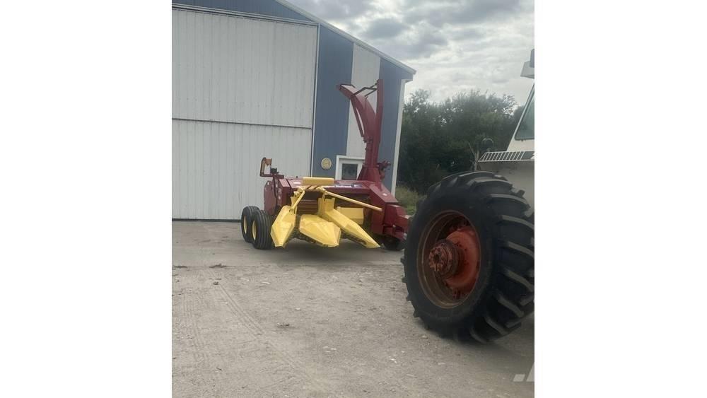 New Holland FP230 Zāles smalcinātāji