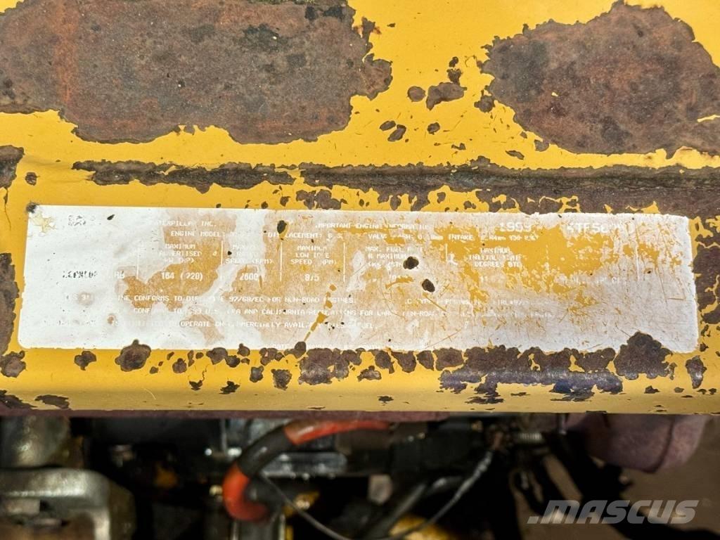 CAT 325 B L Kāpurķēžu ekskavatori