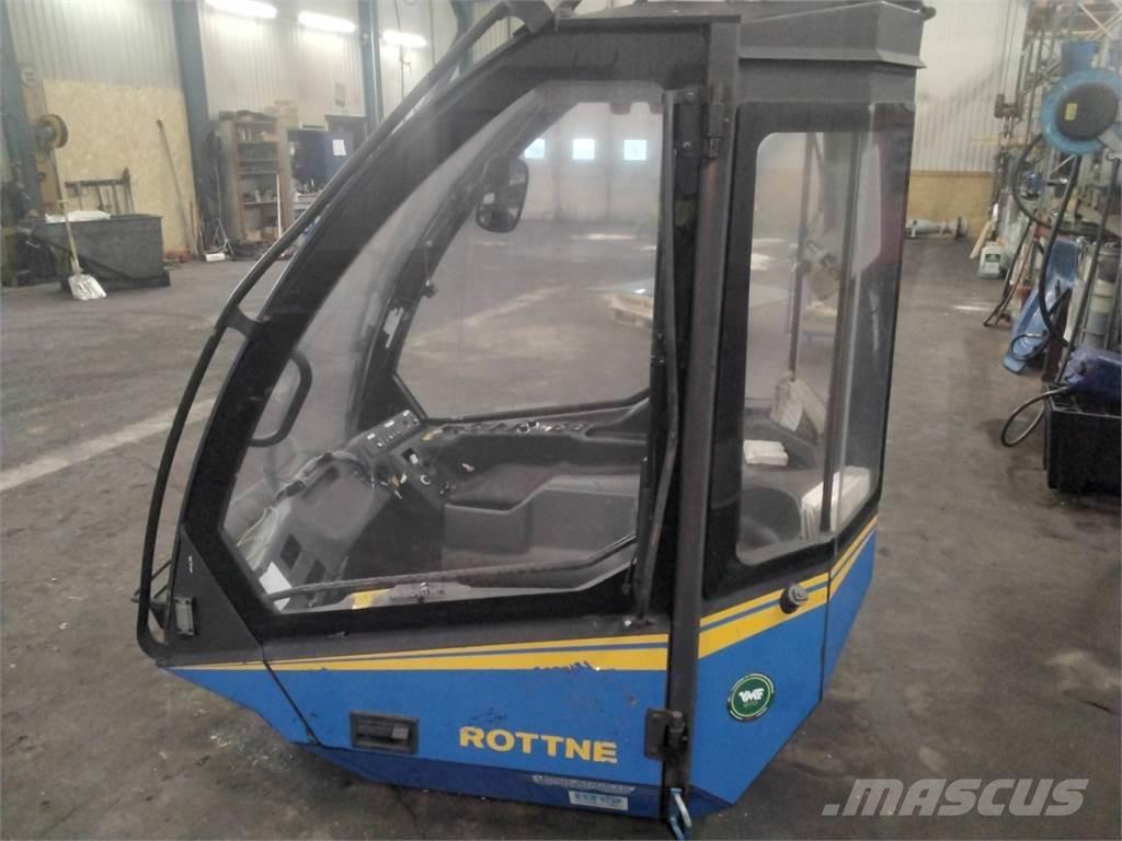 Rottne H20 Kabīnes un interjers