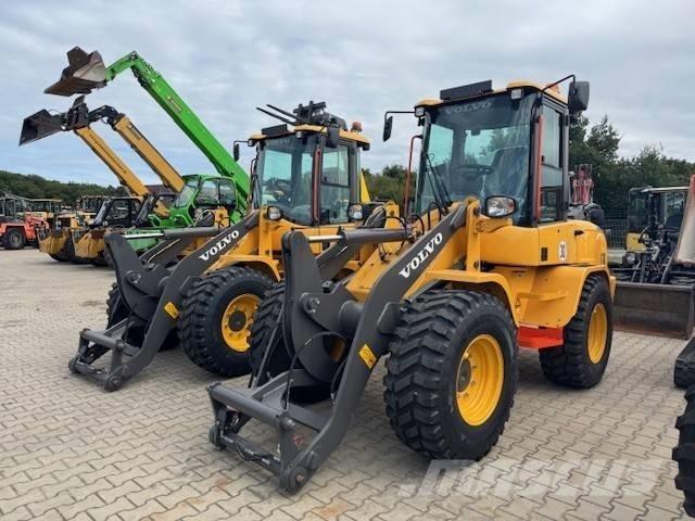 Volvo L 30 HS Klima Iekrāvēji uz riteņiem