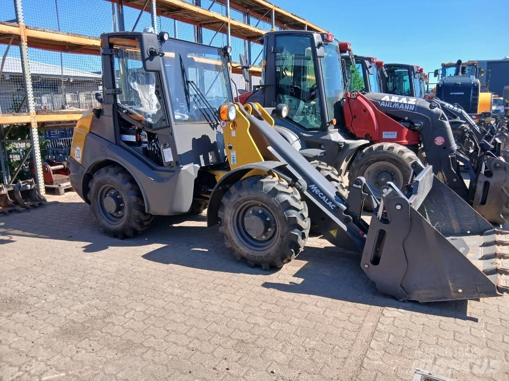 Mecalac AX 700 Iekrāvēji uz riteņiem