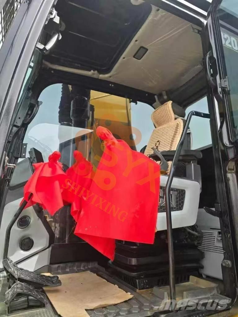 CAT 320NG Kāpurķēžu ekskavatori