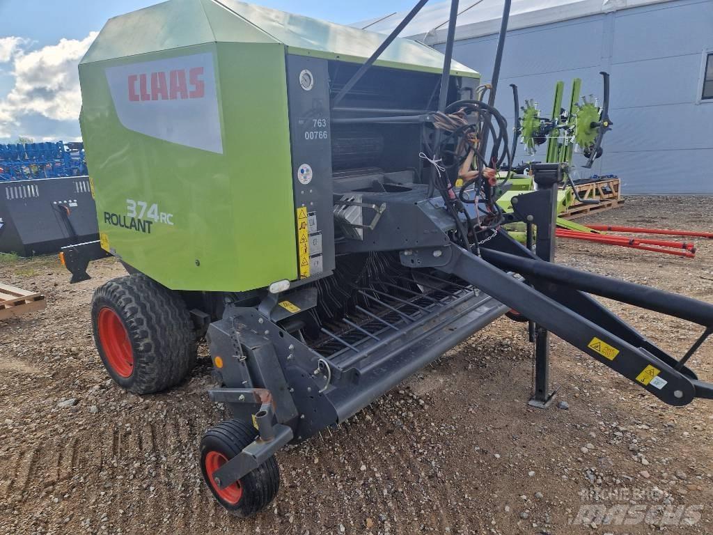 CLAAS Rollant 374 RC Rituļu preses