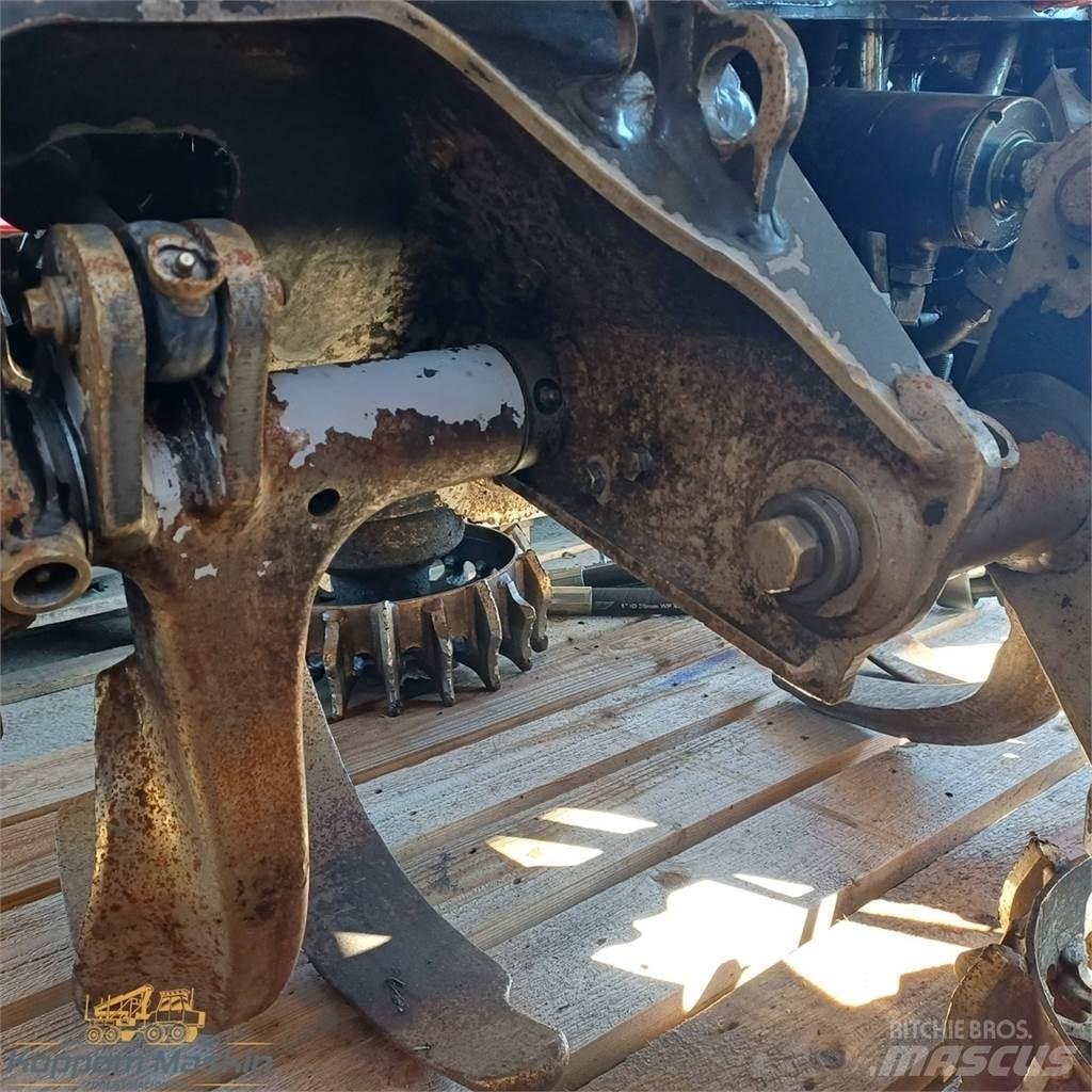 Komatsu C124 Hārvesteru kausi