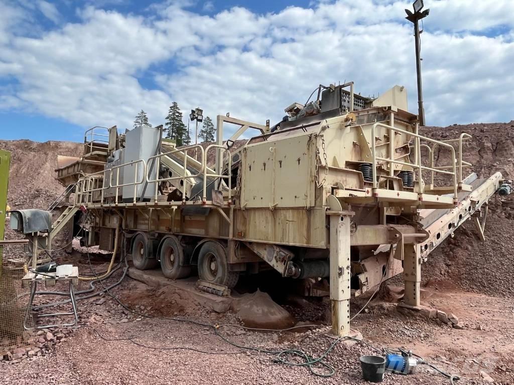 Metso NW300GP Mobilie drupinātāji