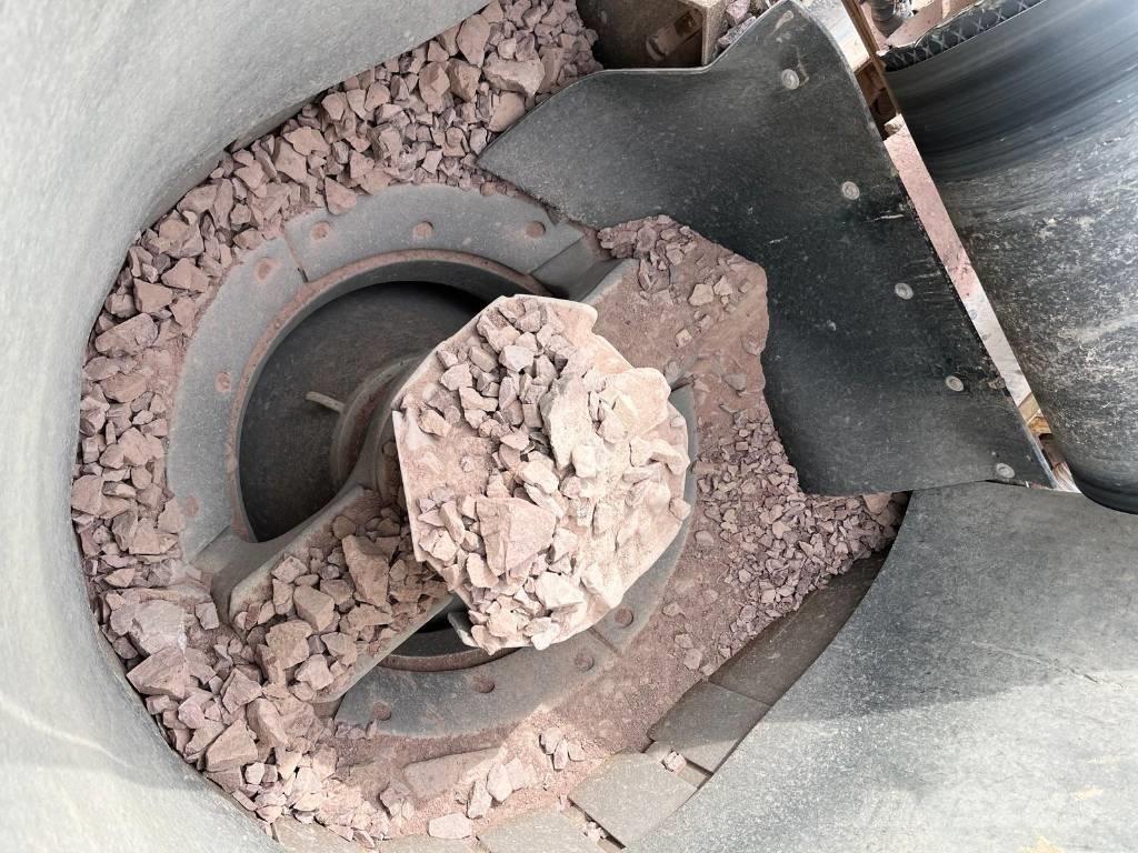 Metso NW300GP Mobilie drupinātāji