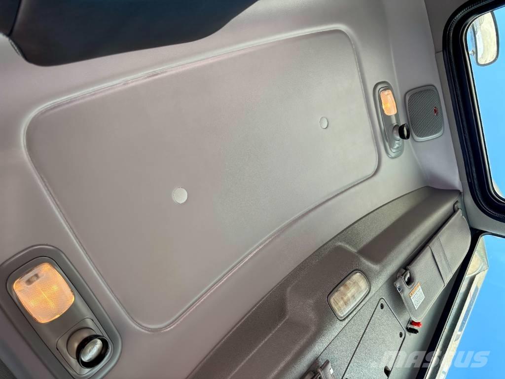 Peterbilt 389 Vilcēji