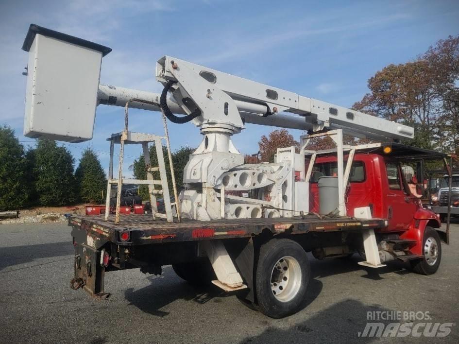 International 4300 Pacēlāji uz automašīnas bāzes