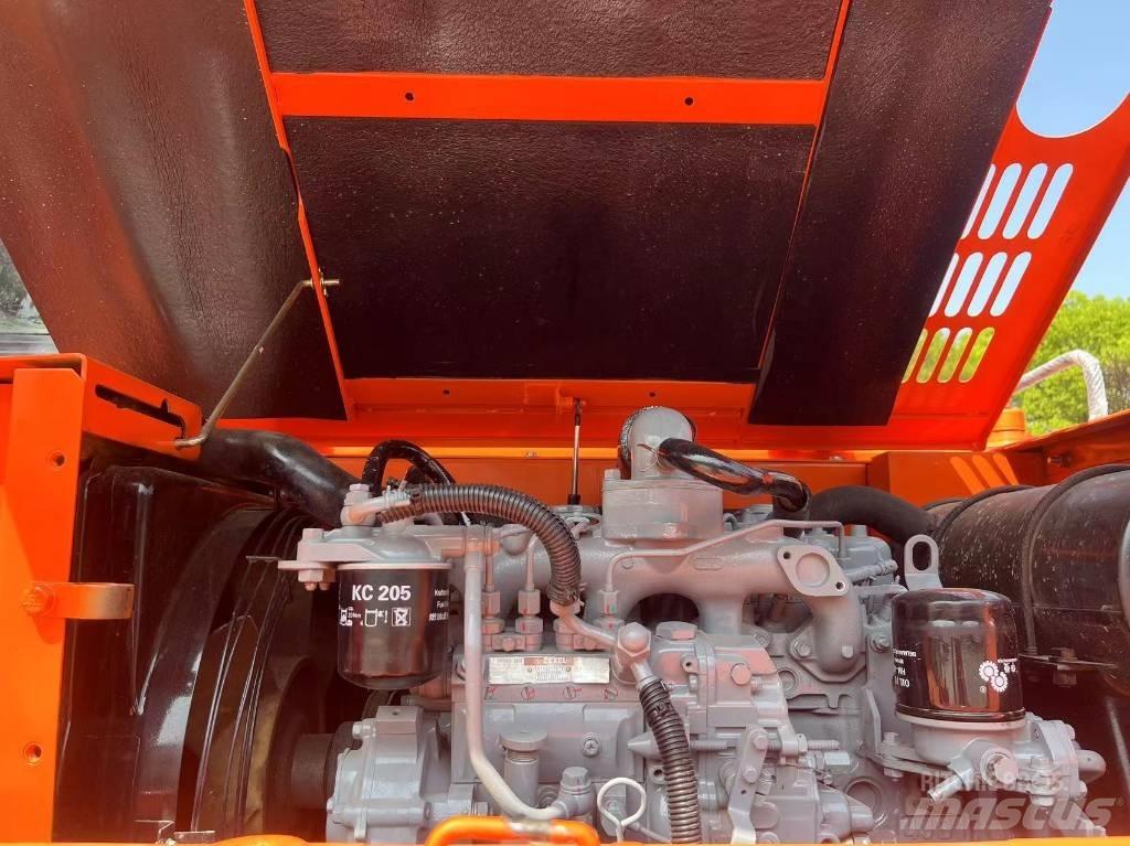 Hitachi ZX70 Kāpurķēžu ekskavatori
