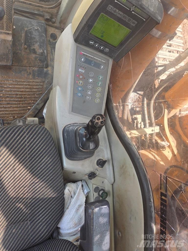 Liebherr 944 Kāpurķēžu ekskavatori