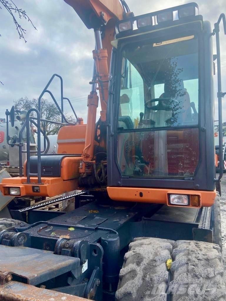 Doosan DX 160 W-3 Ekskavatori uz riteņiem