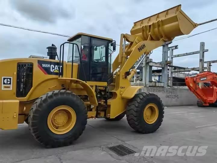 CAT 966H Iekrāvēji uz riteņiem