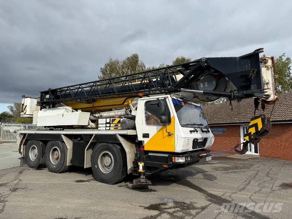 Grove GMK 3055 Visurgājēji celtņi