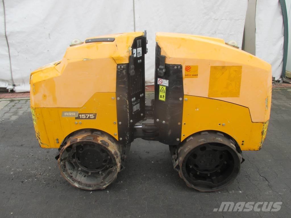 Ammann ARR 1575 Divvalču grunts veltņi
