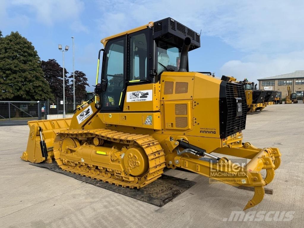 CAT 953 Kāpurķēžu iekrāvēji