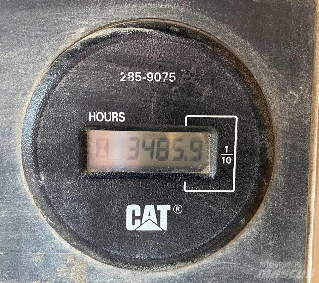 CAT D 11 N Kāpurķēžu buldozeri