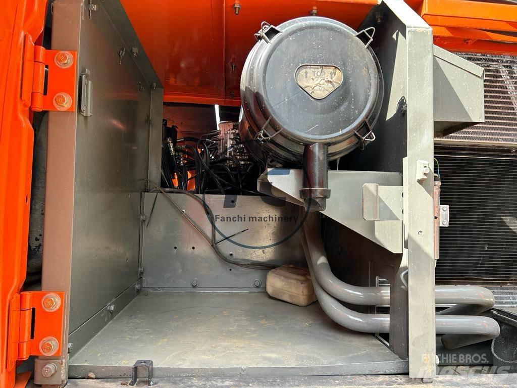 Hitachi ZX 200-6 Kāpurķēžu ekskavatori