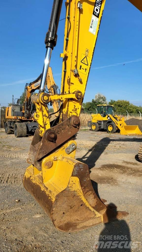 JCB JS 220 LC Kāpurķēžu ekskavatori