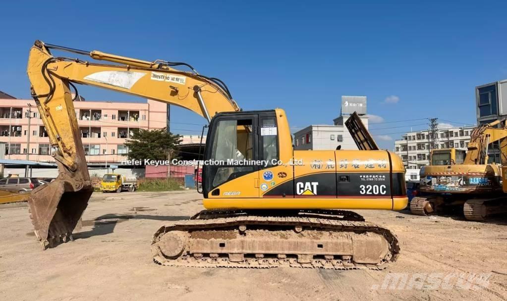 CAT 320 C Kāpurķēžu ekskavatori