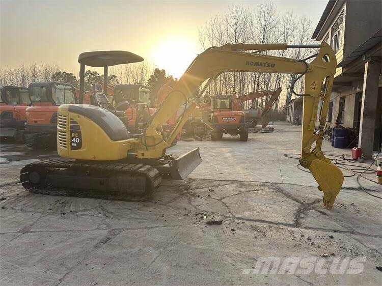 Komatsu PC 40 Kāpurķēžu ekskavatori