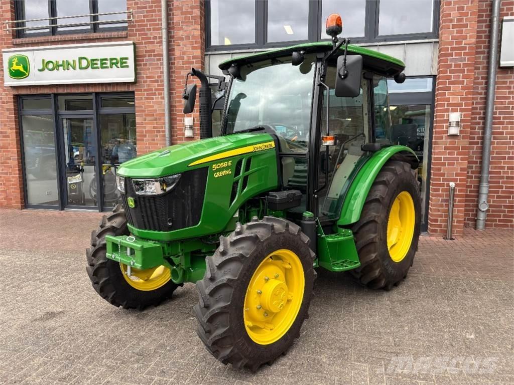 John Deere 5058E Traktori