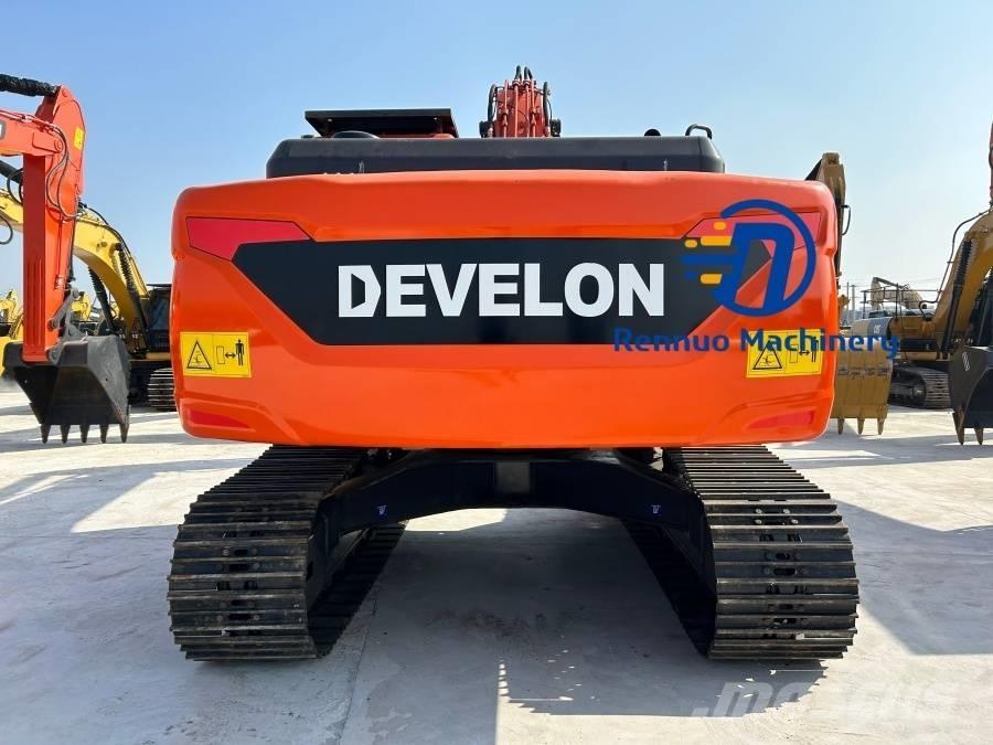 Develon DX22OLCA Kāpurķēžu ekskavatori