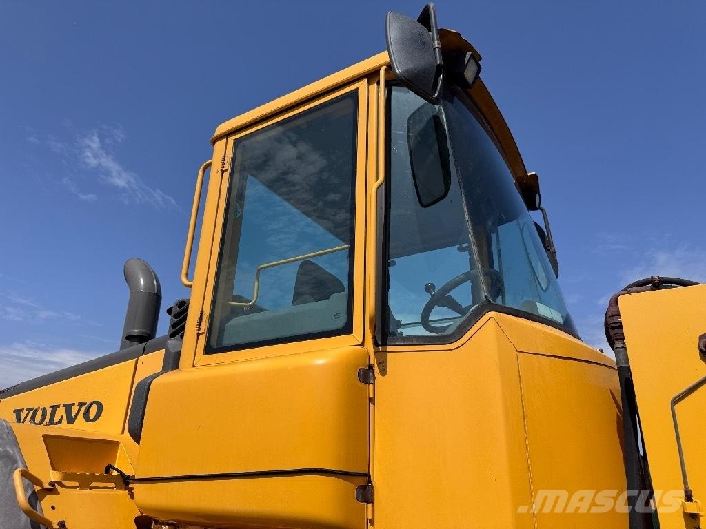 Volvo L 120 E Iekrāvēji uz riteņiem