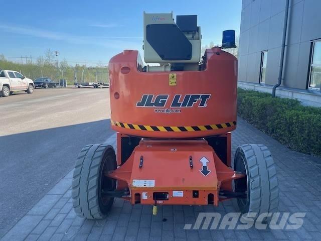 JLG 450 AJ Bomlift Strēles pacēlāji