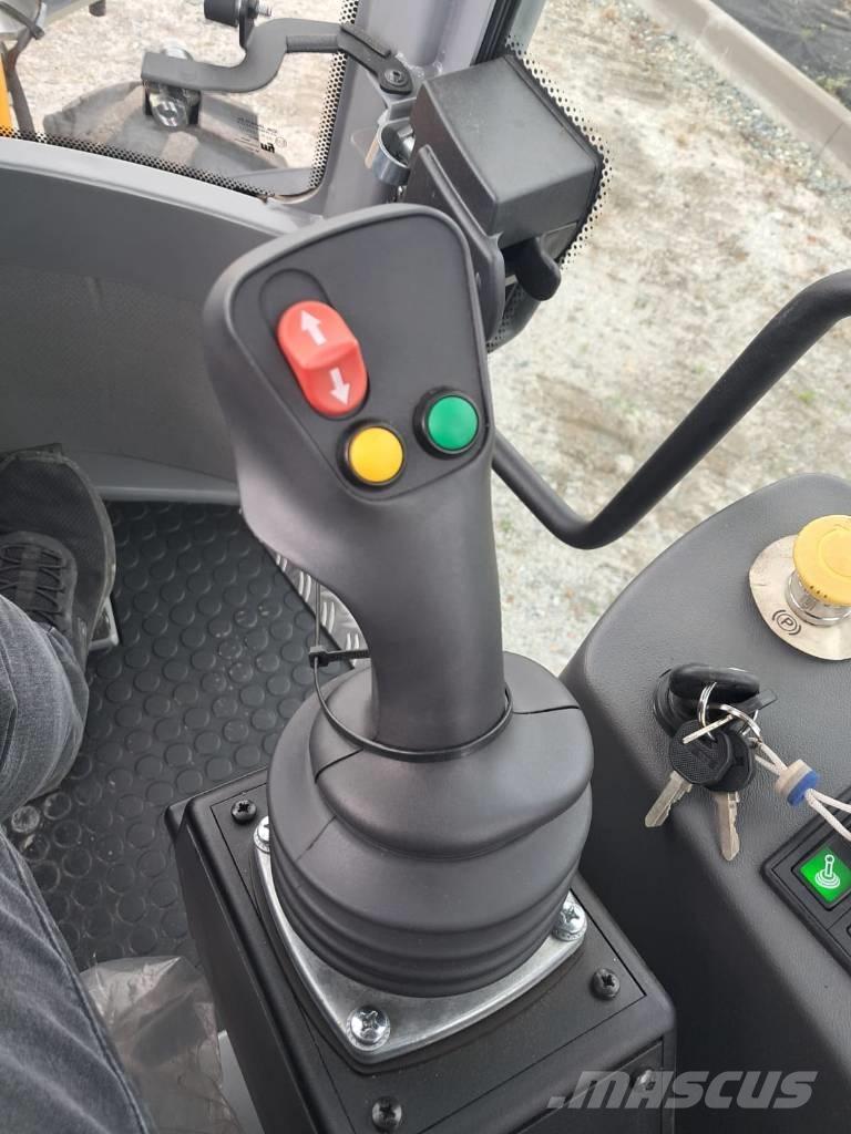 Paus SL 9075 Teleskopiskie riteņu iekrāvēji