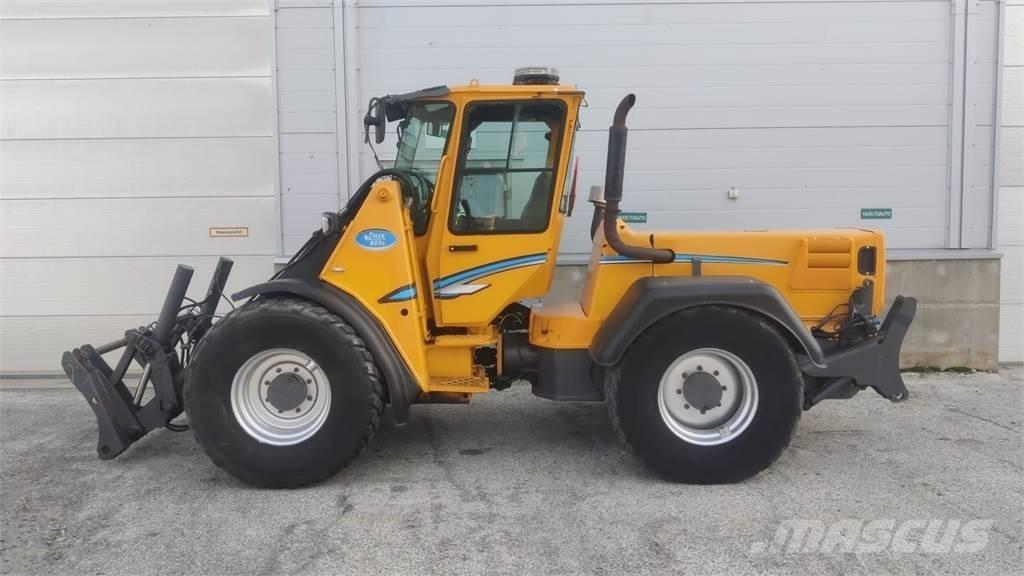Wille 855B Iekrāvēji uz riteņiem