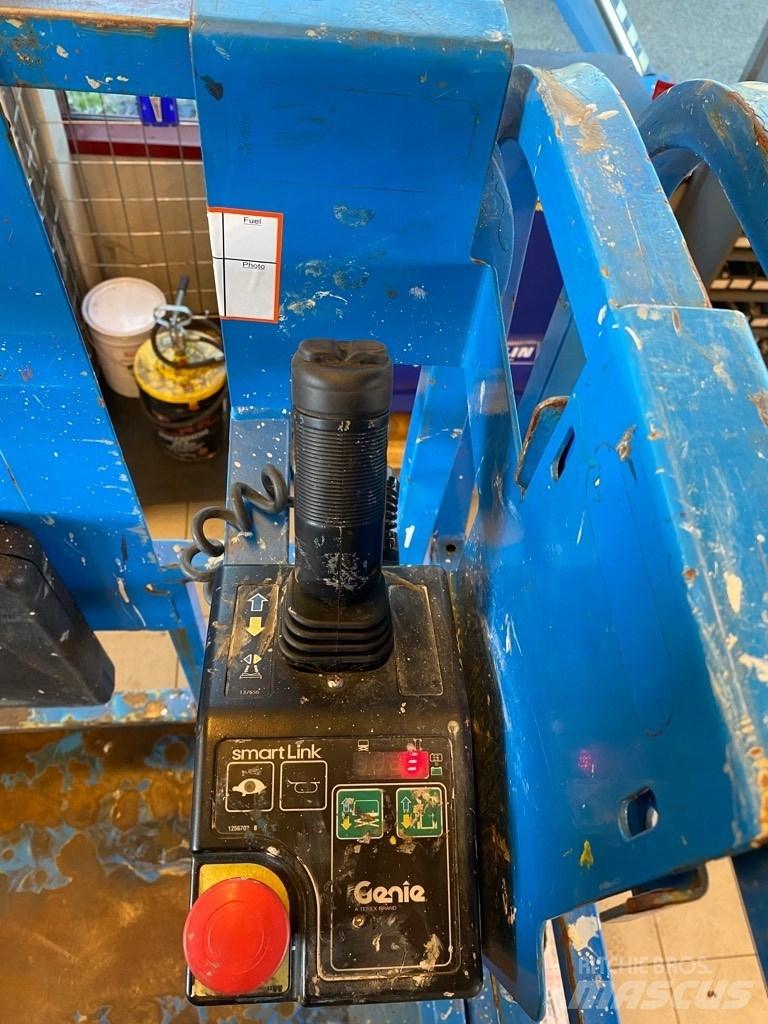Genie GS 4047 Šķerveida pacēlāji