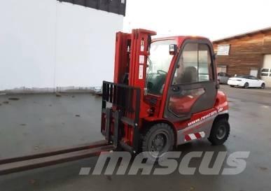 Manitou MI 30 D Tehnika ar dīzeļa dzinēju