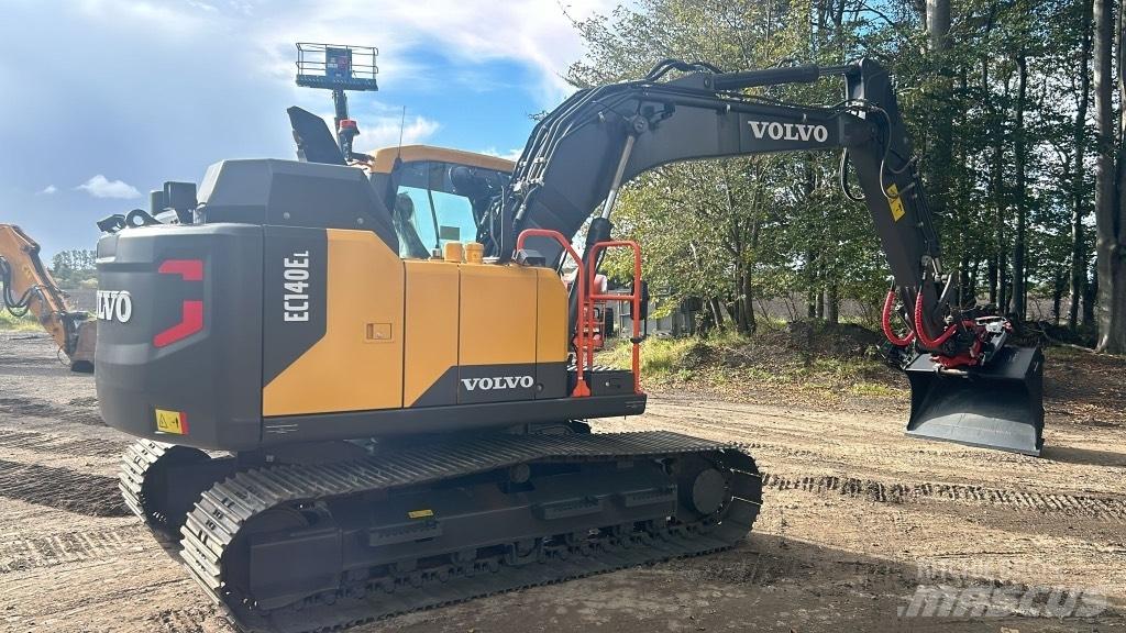 Volvo EC 140 E Kāpurķēžu ekskavatori