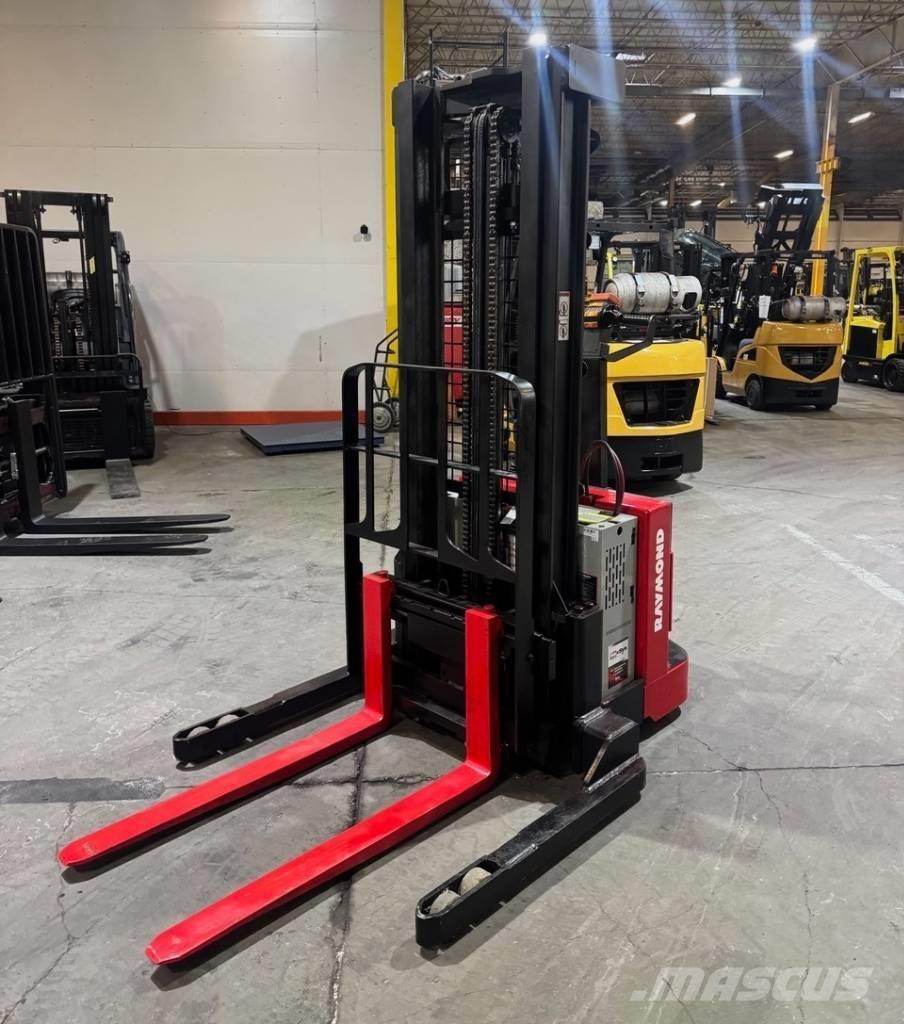 Raymond RSS40 Pašgājēji krautnētāji