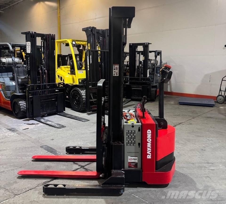 Raymond RSS40 Pašgājēji krautnētāji