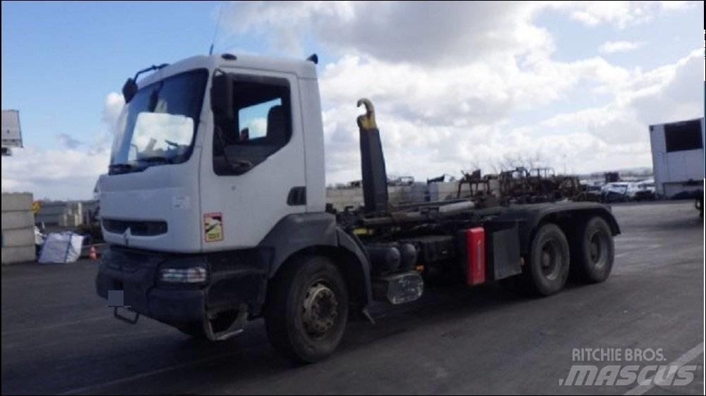 Renault Kerax Treileri ar āķi