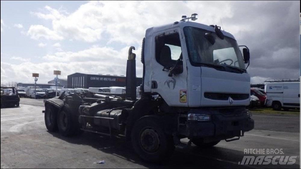 Renault Kerax Treileri ar āķi