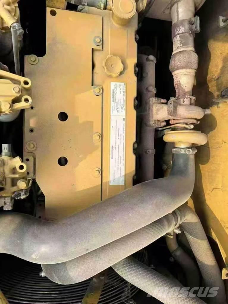 CAT 320 D L Kāpurķēžu ekskavatori