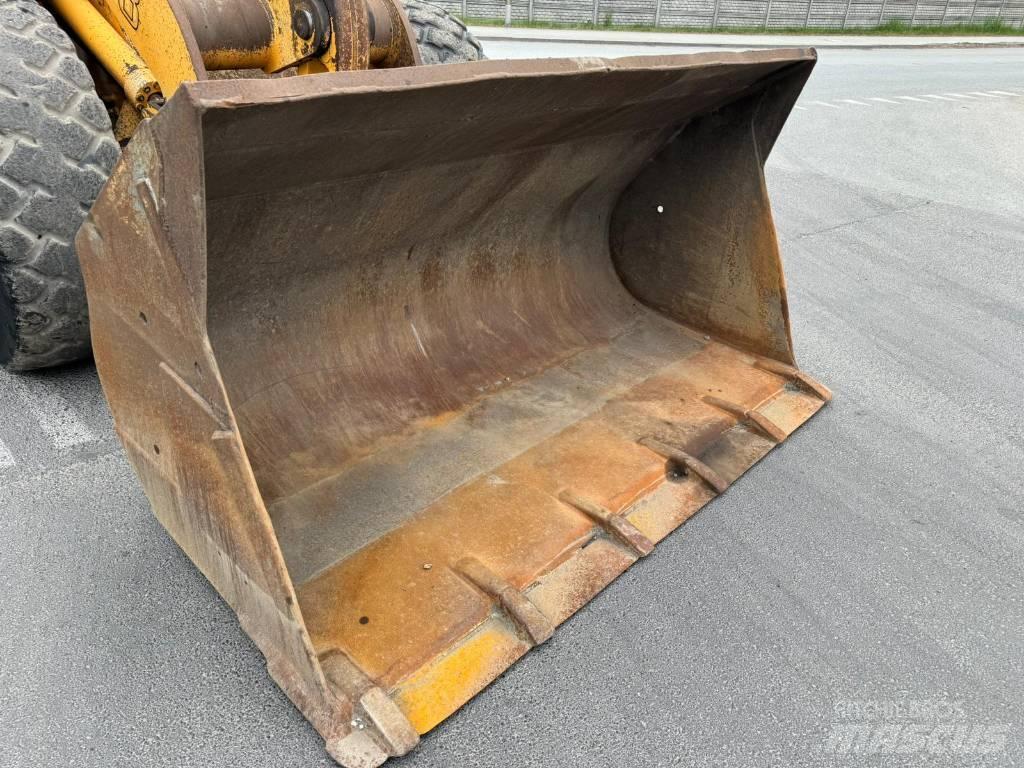 Liebherr L 538 Iekrāvēji uz riteņiem
