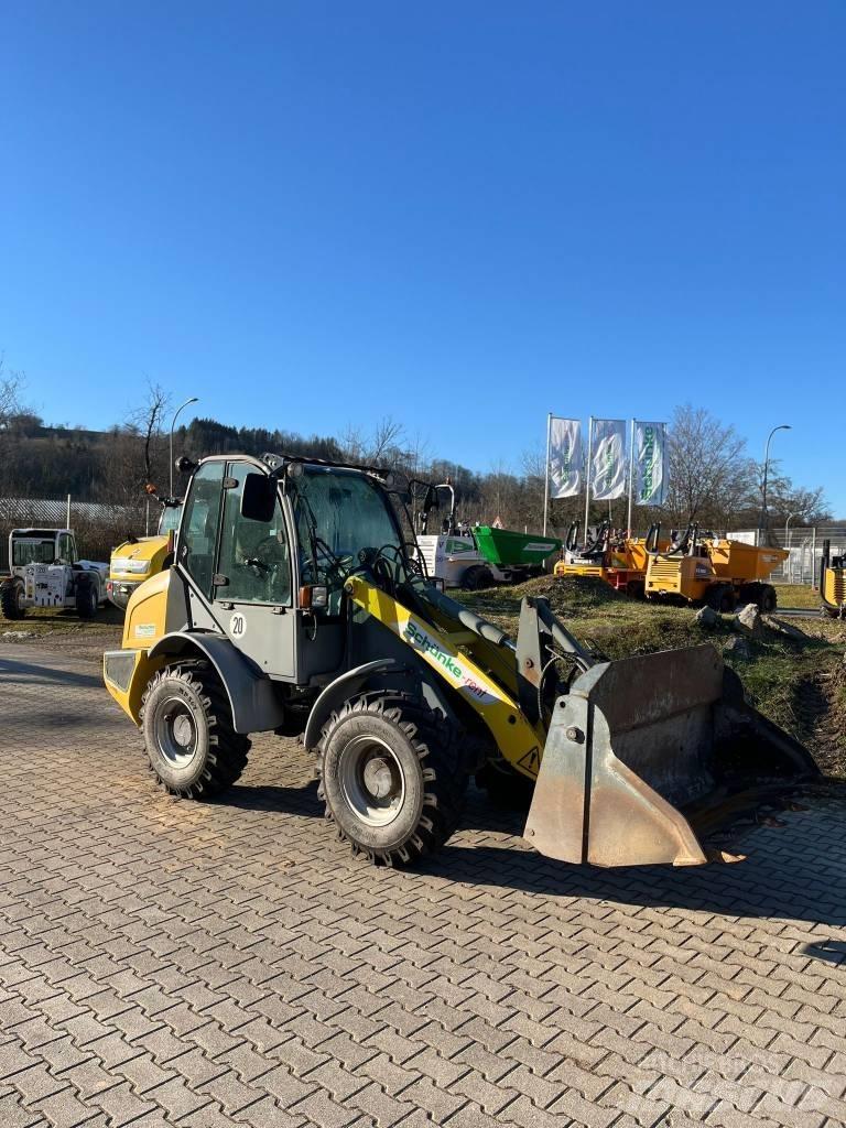 Kramer 750 Iekrāvēji uz riteņiem