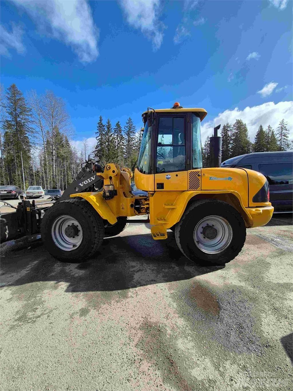 Volvo L45 Iekrāvēji uz riteņiem