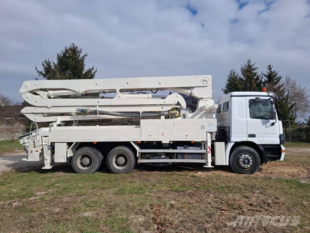 Mercedes-Benz Actros Kravas mašīna- betona sūknis