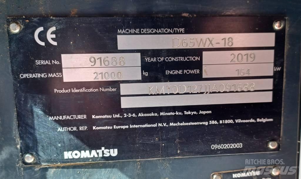 Komatsu D65WX-18 Kāpurķēžu buldozeri