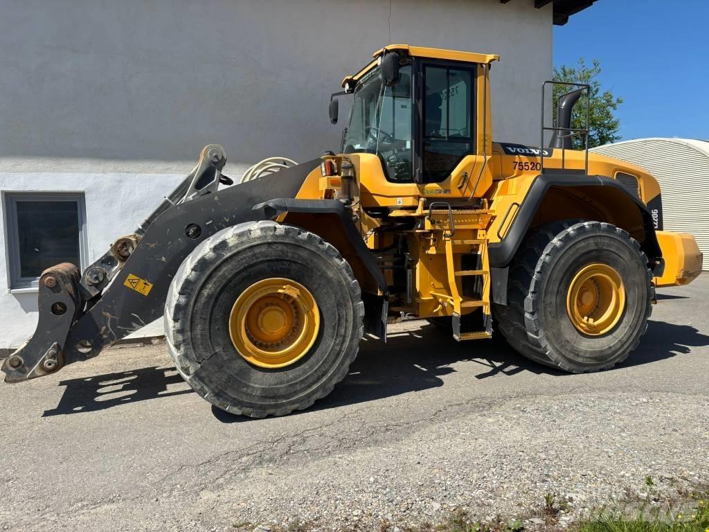 Volvo L 220 G Iekrāvēji uz riteņiem