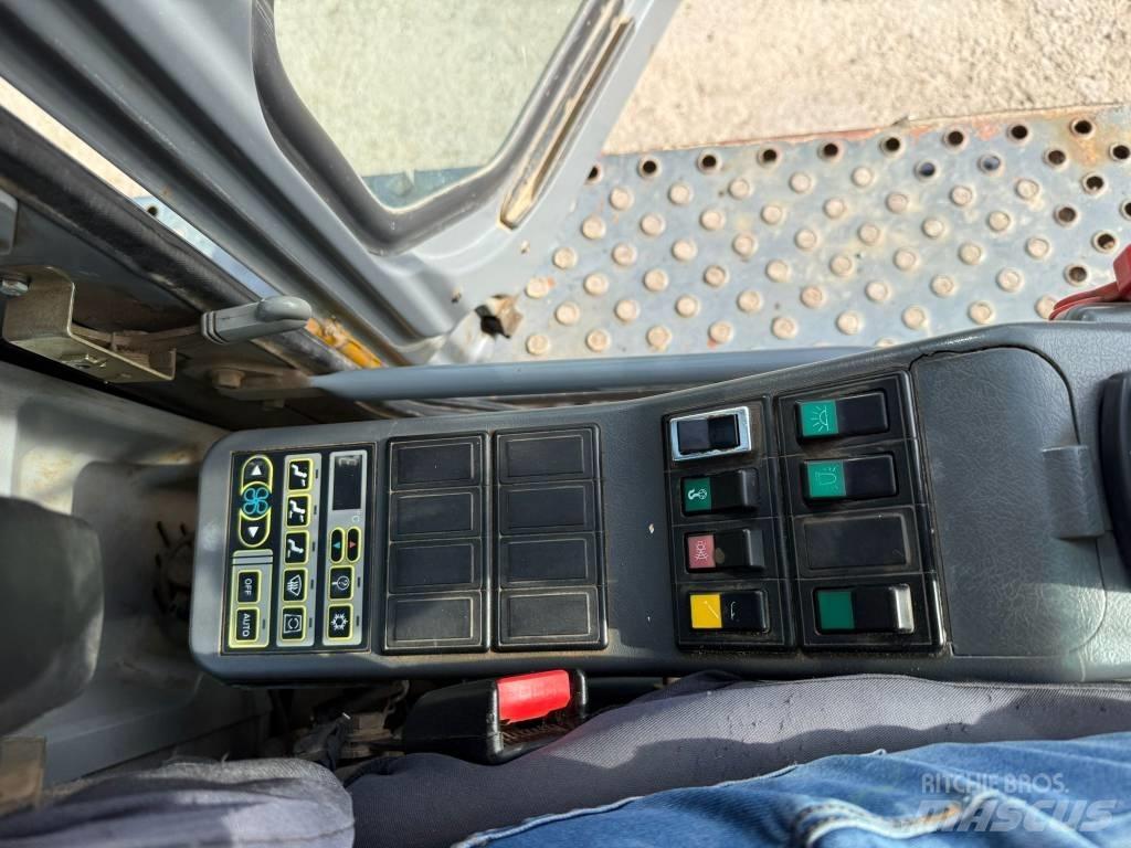 Volvo EC 360 B LC Kāpurķēžu ekskavatori