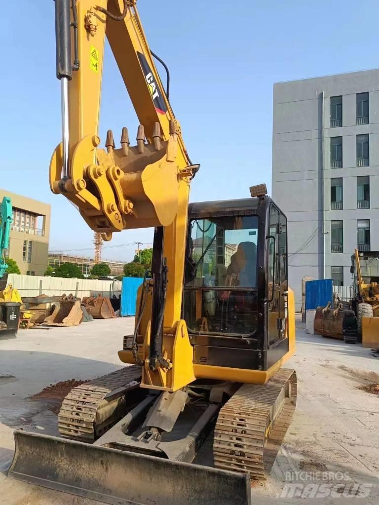 CAT 305.5E2 Kāpurķēžu ekskavatori