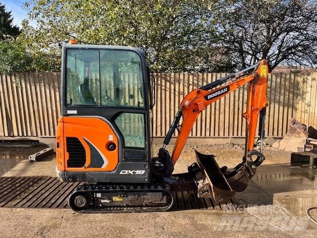 Doosan DX 19 Mini ekskavatori < 7 t